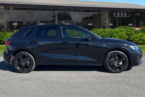 LS75MWN Audi A3 Sportback Black Edition TFSI e  204 PS S tronic Thumbnail #4