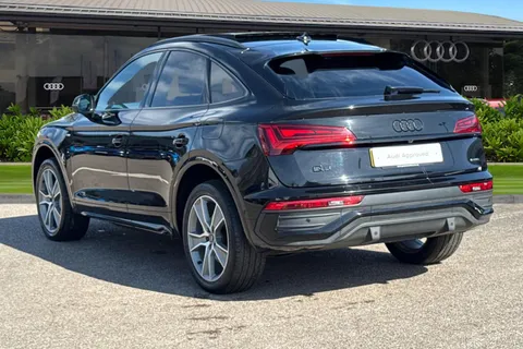 MH73UHU Audi Q5 Black Edition 50 TFSI e quattro 299 PS S tronic Thumbnail #3