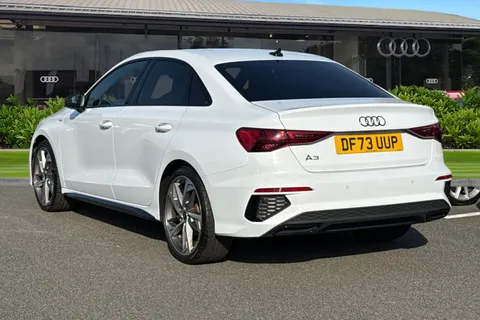 DF73UUP Audi A3 Black Edition 35 TFSI  150 PS S tronic Thumbnail #3