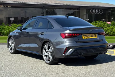 DX25ULV Audi A3 Black Edition 35 TFSI  150 PS 6-speed Thumbnail #3