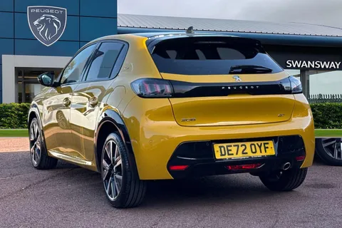 DE72OYF PEUGEOT 208 1.2 PureTech GT Euro 6 (s/s) 5dr Thumbnail #3