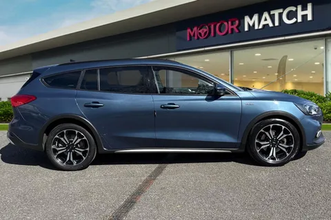 MW69MWO Ford Focus 1.5T EcoBoost Active X Euro 6 (s/s) 5dr Thumbnail #4