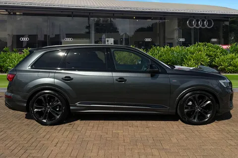 Audi Q7 3.0 TDI V6 Black Edition Tiptronic quattro Euro 6 (s/s) 5dr Thumbnail #4