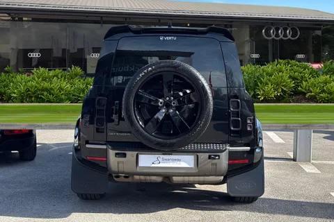 MA24THG Land Rover Defender 110 3.0 D250 MHEV X-Dynamic HSE Auto 4WD Euro 6 (s/s) 5dr Thumbnail #5