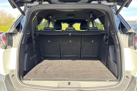 AE71ZZP PEUGEOT 5008 1.2 PureTech GT Premium EAT Euro 6 (s/s) 5dr Thumbnail #8