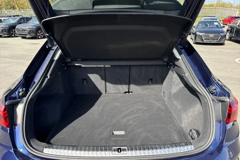 PN72LHA Audi Q3 Sport 35 TDI  150 PS S tronic Thumbnail #8