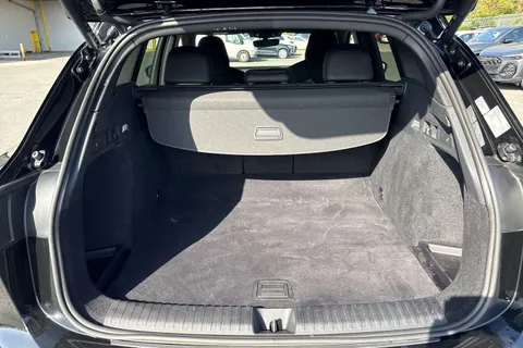 KN25YLB Audi Q6 E-Tron Q6 SUV Edition 1 e-tron quattro 285,00 kW Thumbnail #8