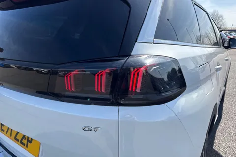 AE71ZZP PEUGEOT 5008 1.2 PureTech GT Premium EAT Euro 6 (s/s) 5dr Thumbnail #9