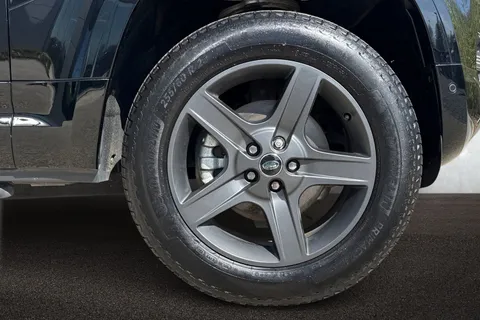 9 of 51 for Land Rover Defender 90 3.0 D250 MHEV X-Dynamic SE SUV 3dr Diesel Auto 4WD Euro 6 (s/s) (250 ps)