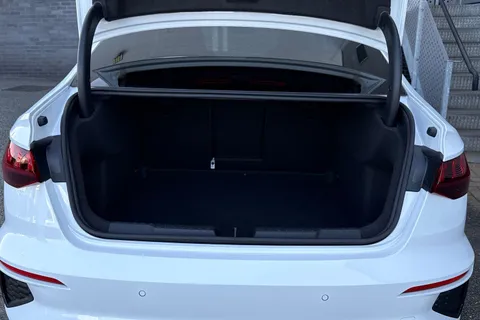 DF73UUP Audi A3 Black Edition 35 TFSI  150 PS S tronic Thumbnail #7