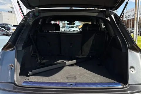 Audi Q7 3.0 TDI V6 Black Edition Tiptronic quattro Euro 6 (s/s) 5dr Thumbnail #7