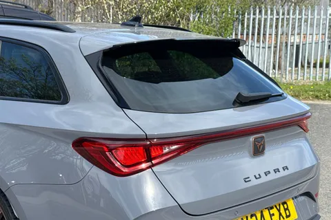 PY24EXB CUPRA Leon 1.4 eHybrid 12.8kWh VZ2 Design Edition DSG Euro 6 (s/s) 5dr Thumbnail #9