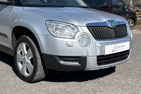 9 of 41 for Škoda Yeti 2.0 TDI SE Plus Euro 5 5dr