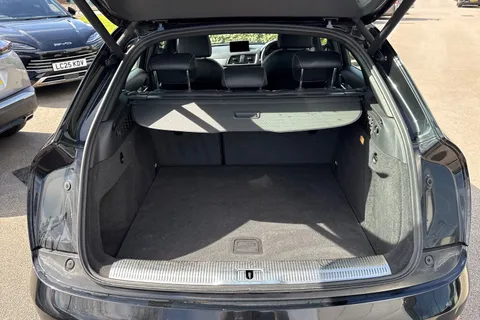 FA18XTE Audi Q3 2.0 TDI S line Edition Euro 6 (s/s) 5dr Thumbnail #8