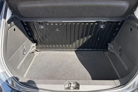 7 of 39 for Vauxhall Corsa 1.4i ecoFLEX Limited Edition Euro 6 3dr