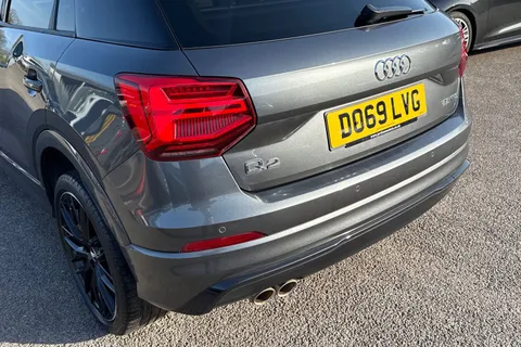 DO69LVG Audi Q2 Black Edition 35 TFSI  150 PS 6-speed Thumbnail #9