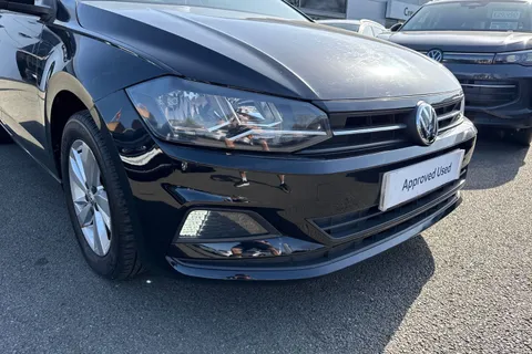 9 of 44 for Volkswagen Polo MK6 Hatchback 5Dr 1.0 65PS SE | Car-Net | App-Connect