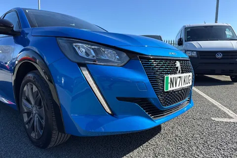 9 of 53 for PEUGEOT e-208 50kWh Allure Premium Auto 5dr