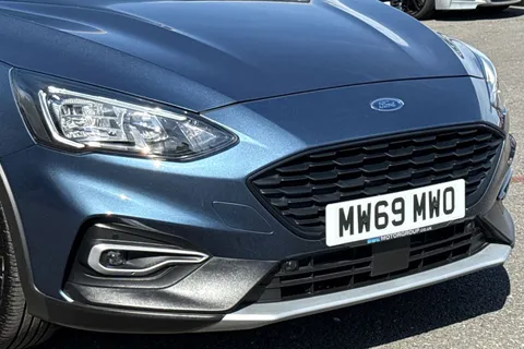 MW69MWO Ford Focus 1.5T EcoBoost Active X Euro 6 (s/s) 5dr Thumbnail #9