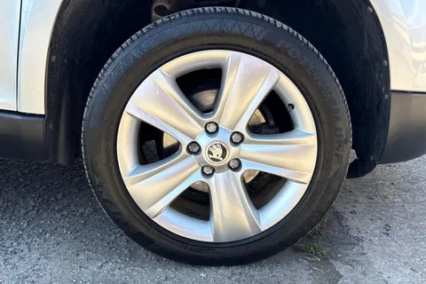 10 of 41 for Škoda Yeti 2.0 TDI SE Plus Euro 5 5dr