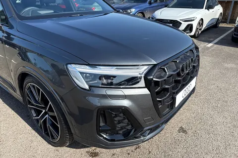 Audi Q7 3.0 TDI V6 Black Edition Tiptronic quattro Euro 6 (s/s) 5dr Thumbnail #9