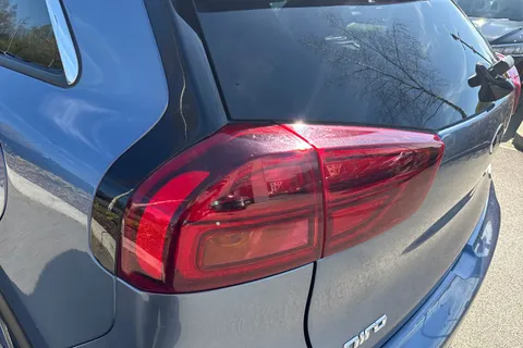 SK21GBO Kia Niro 1.6 GDi 8.9kWh 2 DCT Euro 6 (s/s) 5dr Thumbnail #9