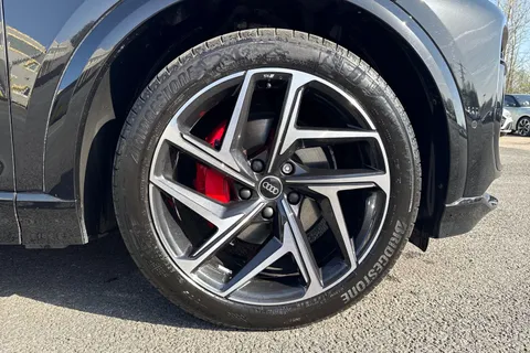 KN25YLB Audi Q6 E-Tron Q6 SUV Edition 1 e-tron quattro 285,00 kW Thumbnail #11