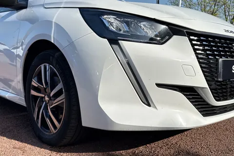 DH23LOF PEUGEOT 208 1.2 PureTech Allure Premium + Euro 6 (s/s) 5dr Thumbnail #9
