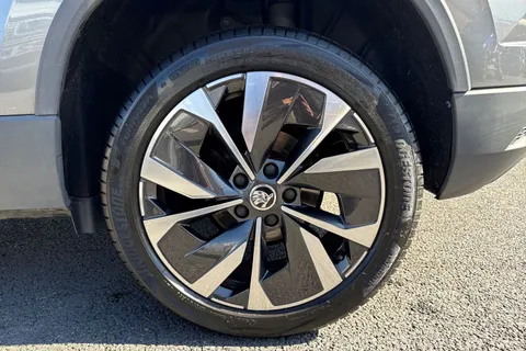 CK72YKN Škoda Karoq 1.5 TSI ACT SE L Euro 6 (s/s) 5dr Thumbnail #11