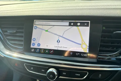 DY68ZRX Vauxhall Insignia 1.6i Turbo Elite Nav Grand Sport Euro 6 (s/s) 5dr Thumbnail #13