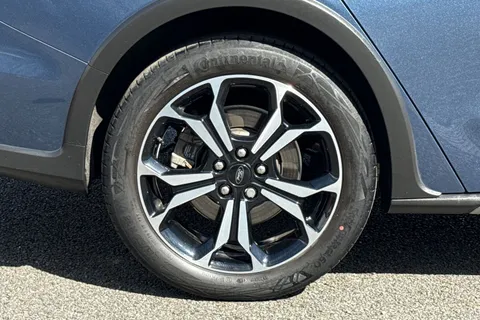 MW69MWO Ford Focus 1.5T EcoBoost Active X Euro 6 (s/s) 5dr Thumbnail #11