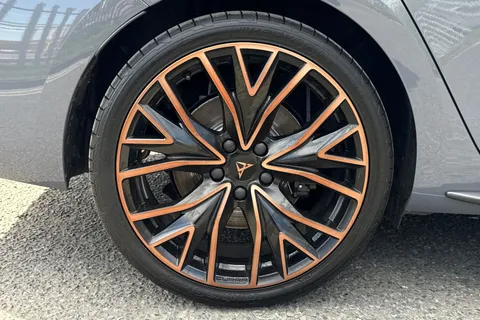 PY24EXB CUPRA Leon 1.4 eHybrid 12.8kWh VZ2 Design Edition DSG Euro 6 (s/s) 5dr Thumbnail #12