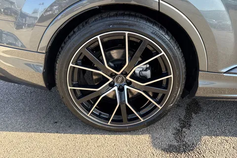 Audi Q7 3.0 TDI V6 Black Edition Tiptronic quattro Euro 6 (s/s) 5dr Thumbnail #11