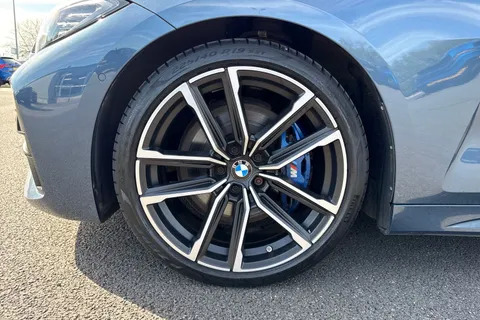 NM21LVE BMW 4 Series 2.0 420d MHT M Sport Auto Euro 6 (s/s) 2dr Thumbnail #14