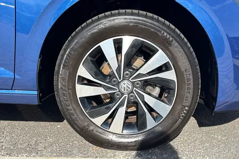 MD21AGZ Volkswagen Polo 1.0 TSI 95 Match 5dr Thumbnail #12