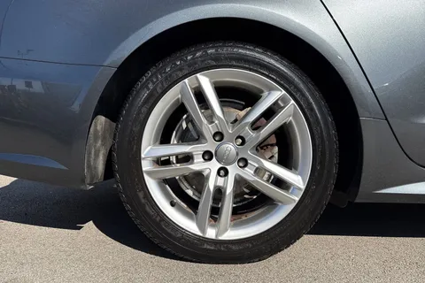 11 of 64 for Audi A6 Saloon 2.0 TDI S line S Tronic quattro Euro 6 (s/s) 4dr