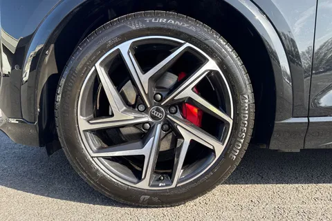 KN25YLB Audi Q6 E-Tron Q6 SUV Edition 1 e-tron quattro 285,00 kW Thumbnail #14