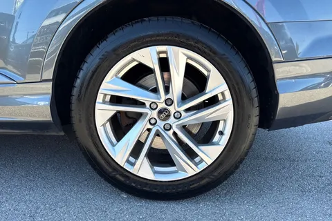 LP23NPE Audi Q7 MY23.5 S line 45 TDI quattro 231 PS tiptronic Thumbnail #13