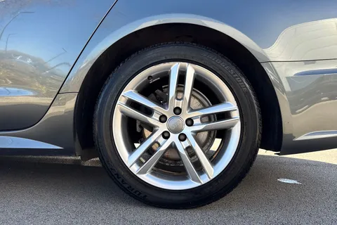 12 of 64 for Audi A6 Saloon 2.0 TDI S line S Tronic quattro Euro 6 (s/s) 4dr