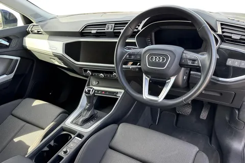 PN72LHA Audi Q3 Sport 35 TDI  150 PS S tronic Thumbnail #15