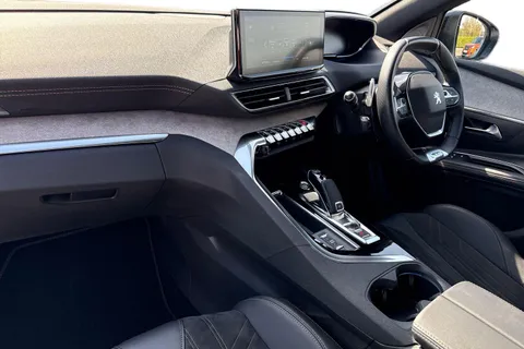 AE71ZZP PEUGEOT 5008 1.2 PureTech GT Premium EAT Euro 6 (s/s) 5dr Thumbnail #16