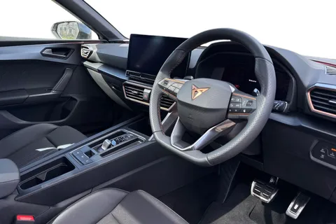 PY24EXB CUPRA Leon 1.4 eHybrid 12.8kWh VZ2 Design Edition DSG Euro 6 (s/s) 5dr Thumbnail #15