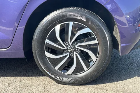 ML22NLU Volkswagen Polo 1.0 TSI Life 5dr **MOBILE PHONE PREP, PARKING SENSORS** Thumbnail #13