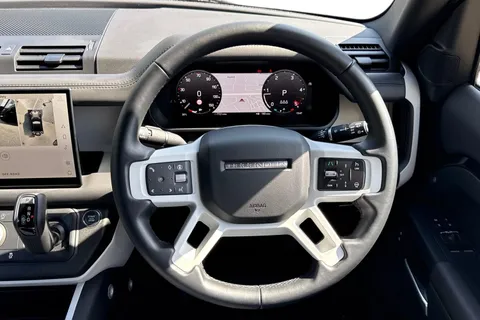 16 of 51 for Land Rover Defender 90 3.0 D250 MHEV X-Dynamic SE SUV 3dr Diesel Auto 4WD Euro 6 (s/s) (250 ps)