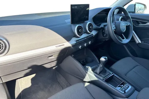 PJ24NJF Audi Q2 Sport 30 TFSI  116 PS 6-speed Thumbnail #16