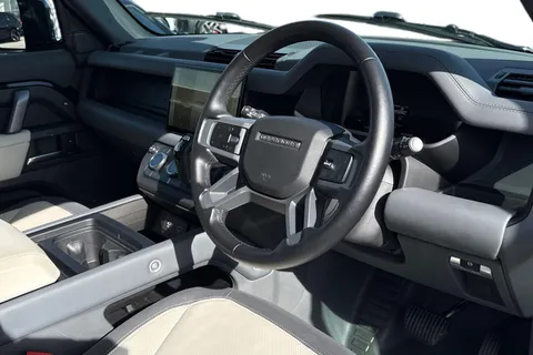 MA24THG Land Rover Defender 110 3.0 D250 MHEV X-Dynamic HSE Auto 4WD Euro 6 (s/s) 5dr Thumbnail #15