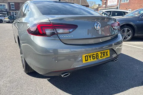 DY68ZRX Vauxhall Insignia 1.6i Turbo Elite Nav Grand Sport Euro 6 (s/s) 5dr Thumbnail #17