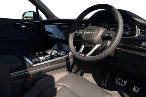 Audi Q7 3.0 TDI V6 Black Edition Tiptronic quattro Euro 6 (s/s) 5dr Thumbnail #14