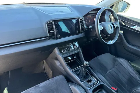 CK72YKN Škoda Karoq 1.5 TSI ACT SE L Euro 6 (s/s) 5dr Thumbnail #16