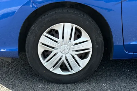 15 of 42 for Honda Jazz 1.3 i-VTEC S Euro 6 (s/s) 5dr